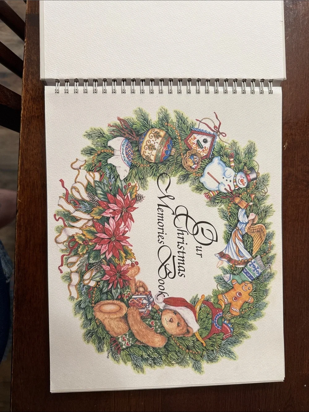 Holiday Memories Keepsake Book with Red & Green Wreath Cover